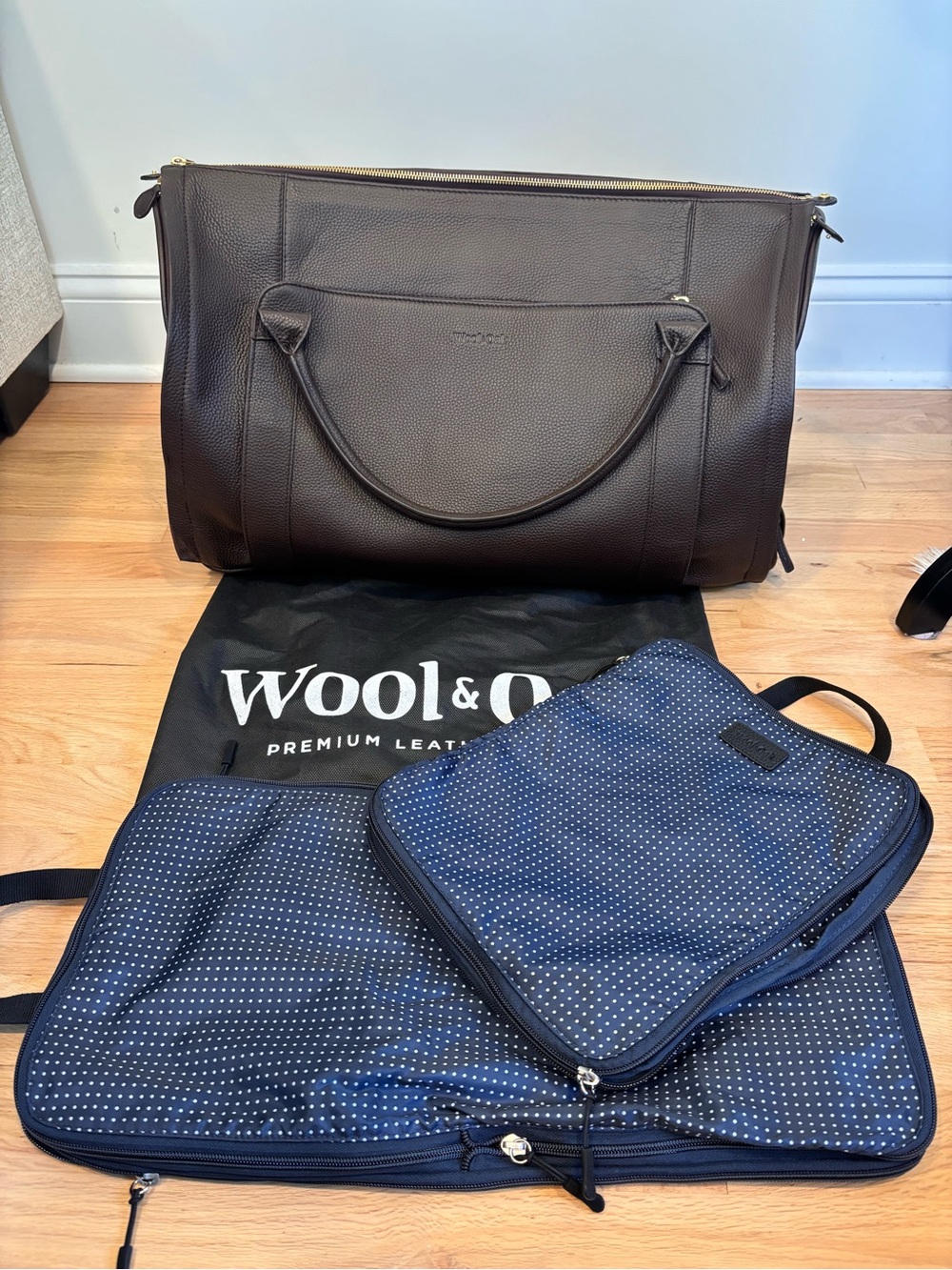 Wool & Oak dark brown leather travel bag